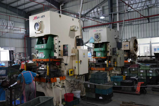 Afiladora de cuchillas CNC