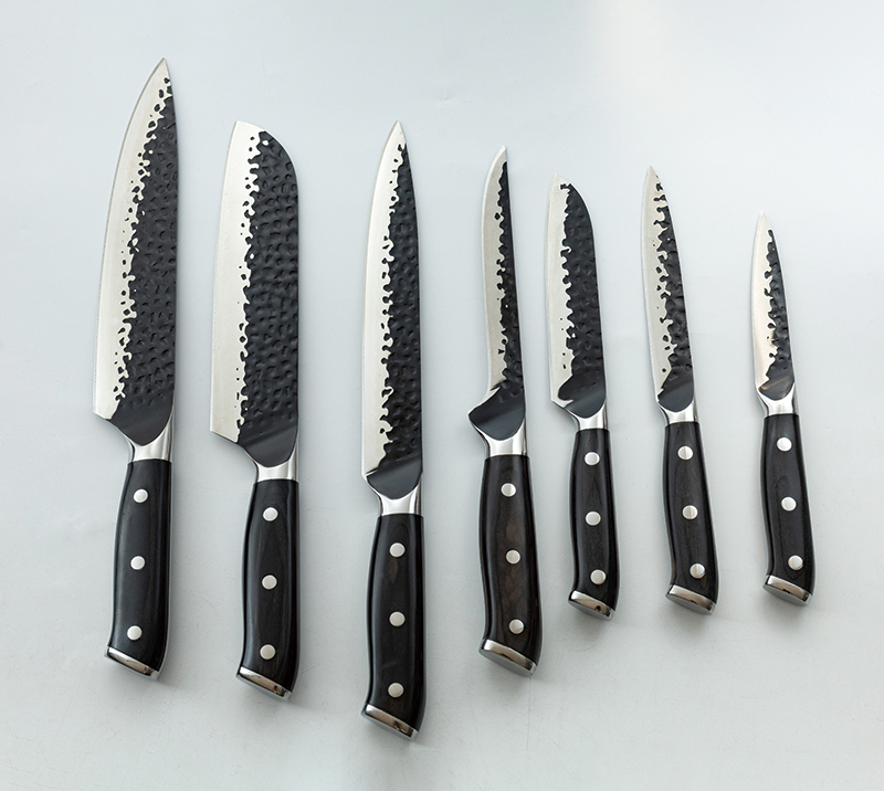 Juego de 7 cuchillos japoneses forjados HS2003 con mango de madera de Pakka